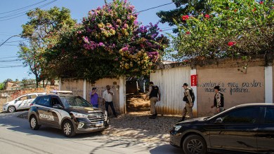 Fachada de comunidade terapêutica em Betim interditada após inspeção do Ministério Público