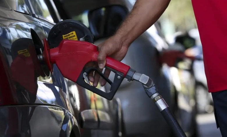 MPF pede suspensão do aumento do etanol na gasolina em Brasília
