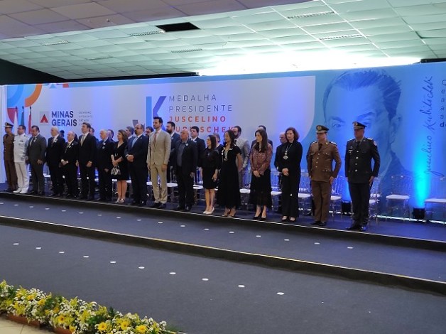 Solenidade da Medalha JK em Diamantina, com homenagem a parlamentares da ALMG