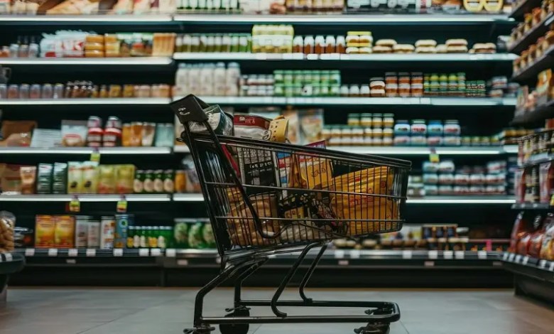 Fachada de supermercado em Belo Horizonte após decisão sobre indenização a idosa